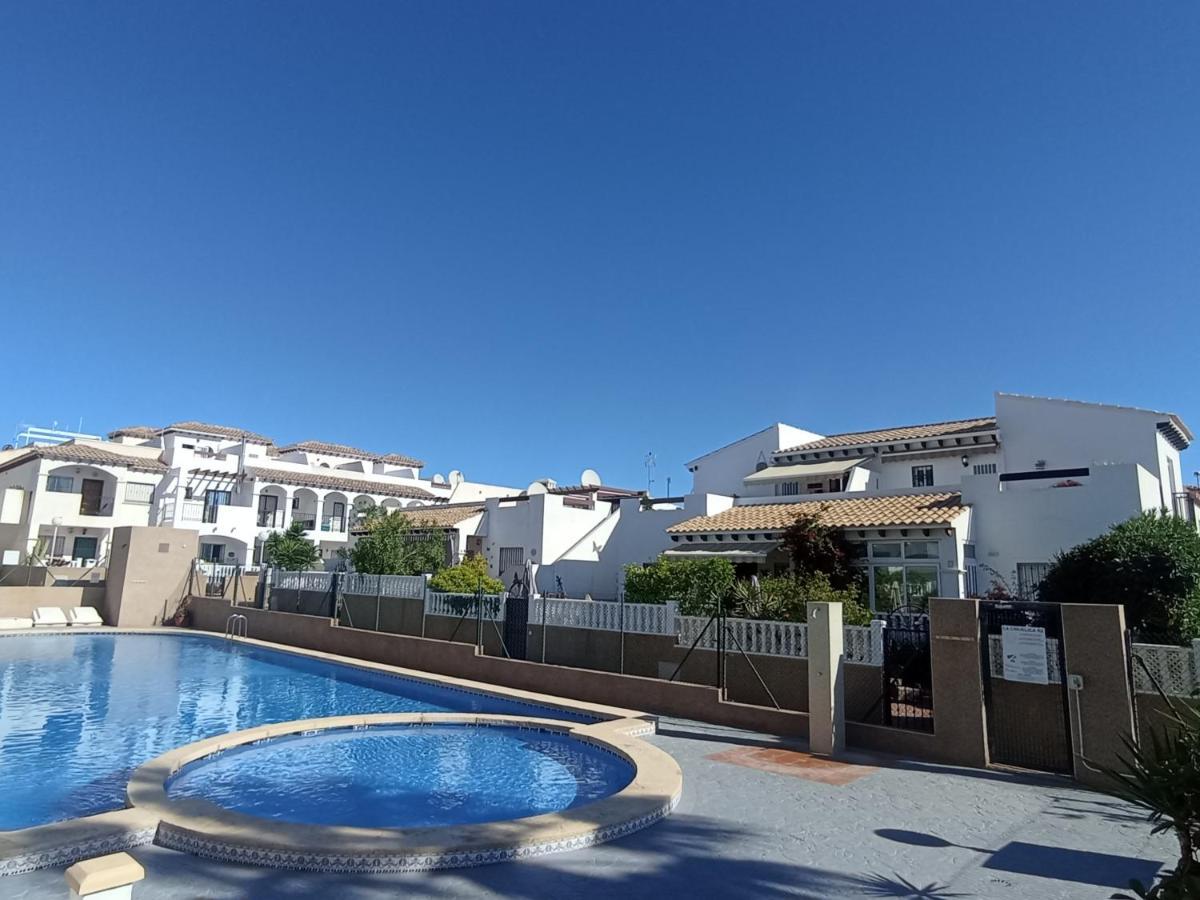 Spectacular Apartment In Punta Prima لقنت المظهر الخارجي الصورة