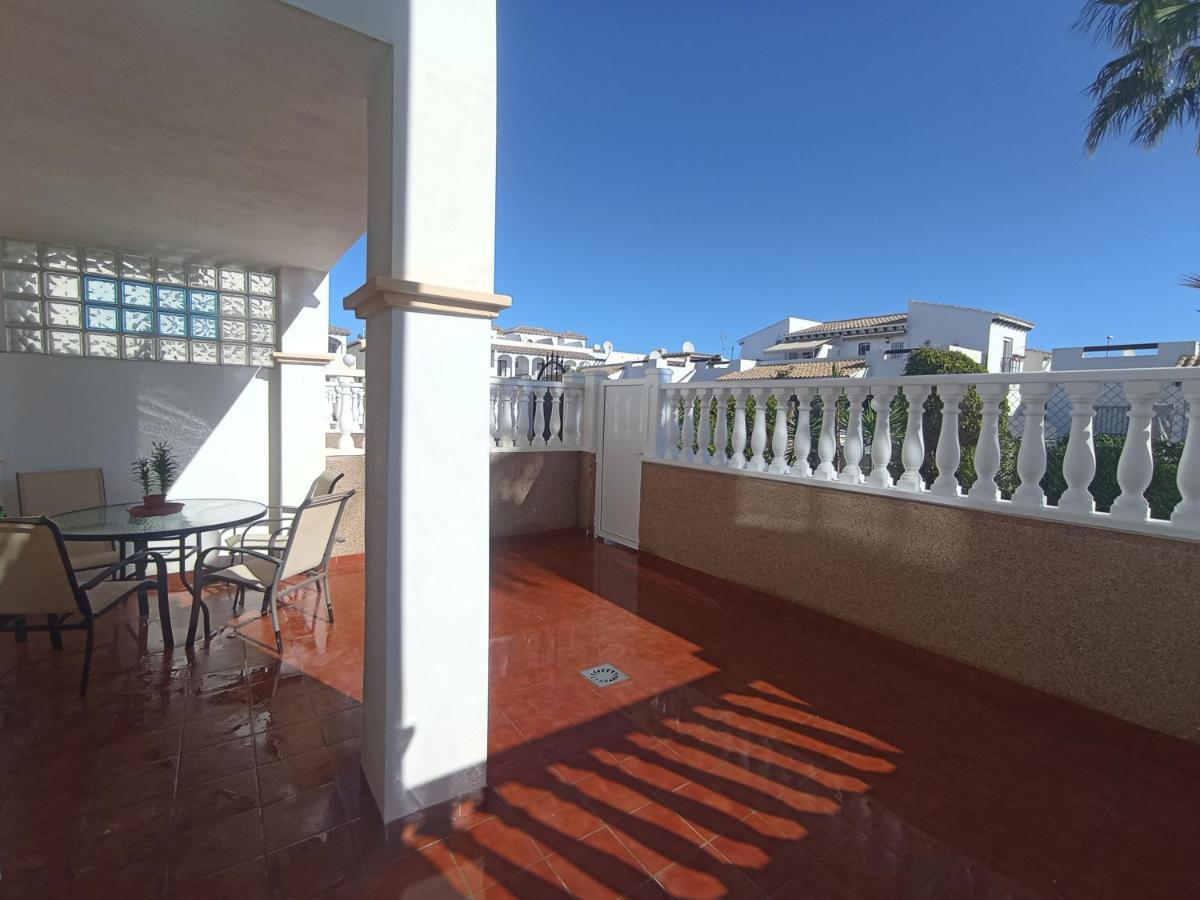 Spectacular Apartment In Punta Prima لقنت المظهر الخارجي الصورة