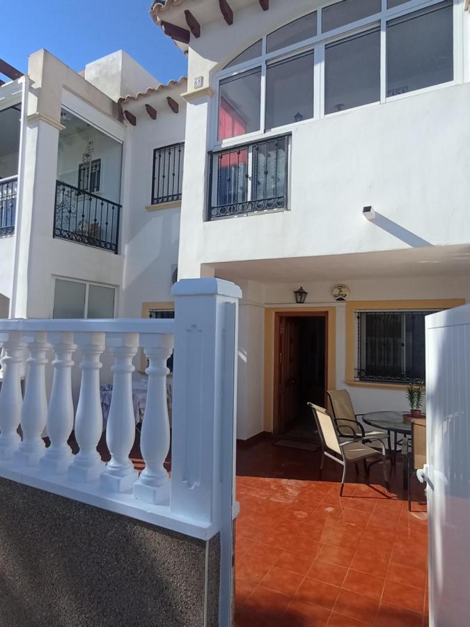 Spectacular Apartment In Punta Prima لقنت المظهر الخارجي الصورة